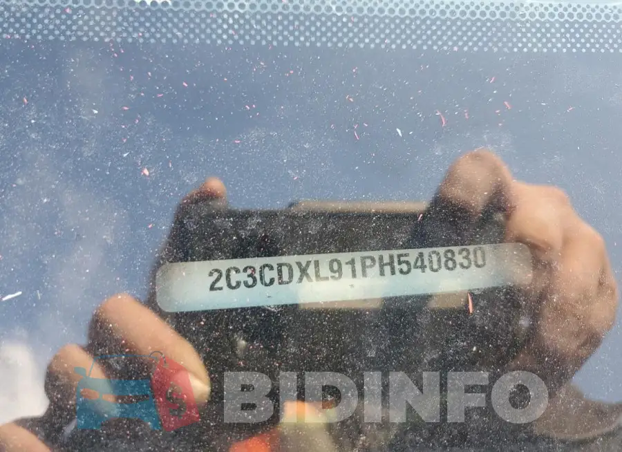 2C3CDXL91PH540830 Photo# 12