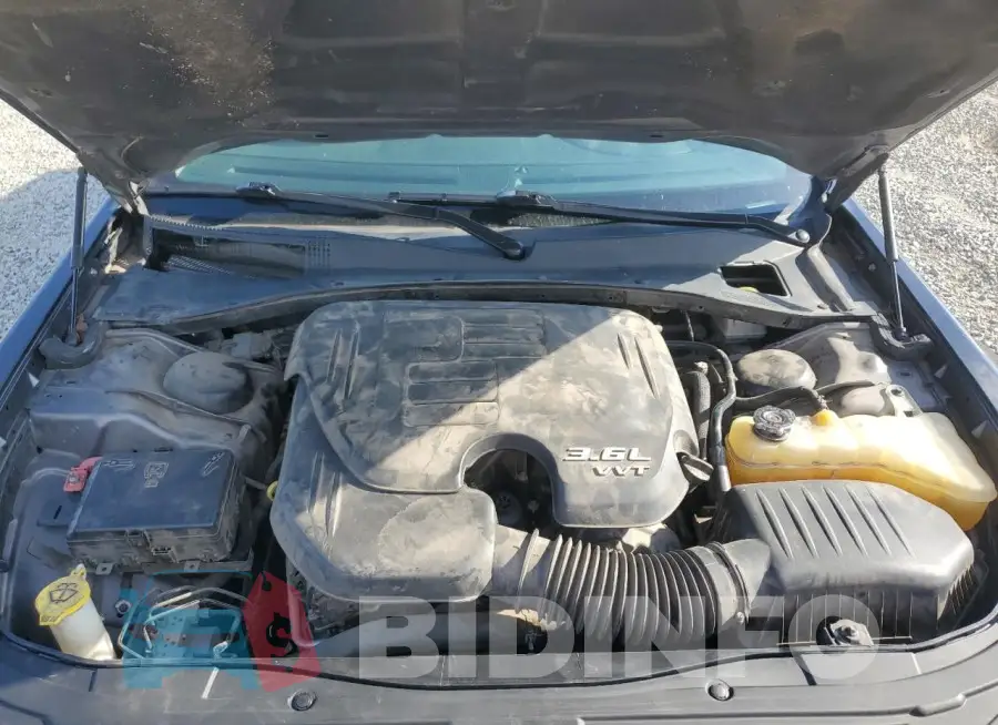 2C3CCAAGXJH130150 Photo# 11