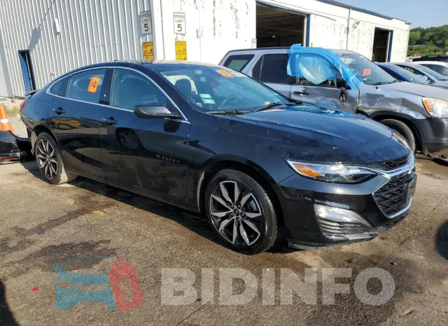 1G1ZG5ST2NF209244 Photo# 4
