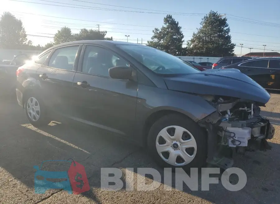1FADP3E24GL215629 Photo# 4