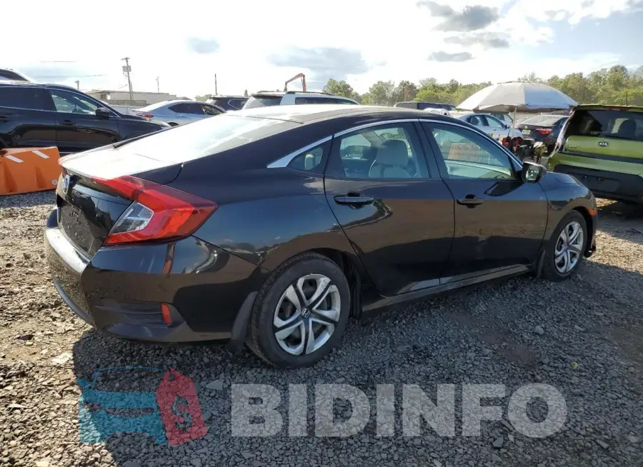 19XFC2F53JE207667 Photo# 3