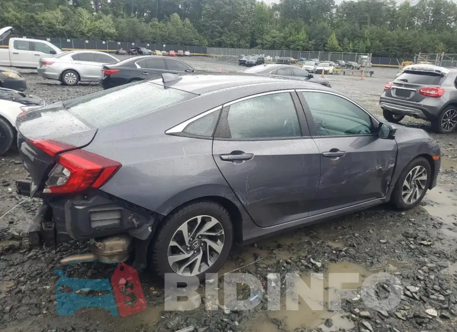 19XFC2F73HE003978 Photo# 3