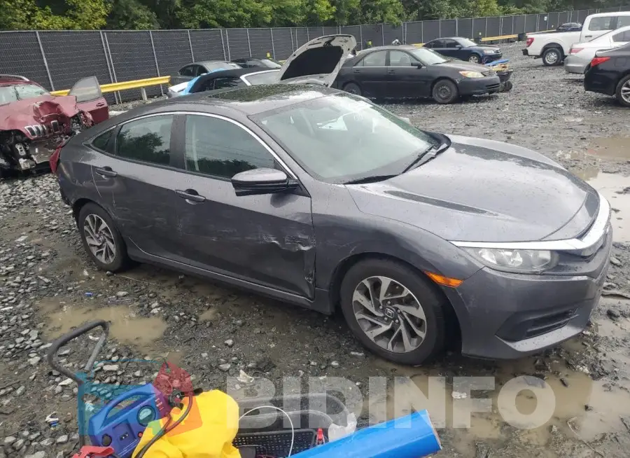 19XFC2F73HE003978 Photo# 4