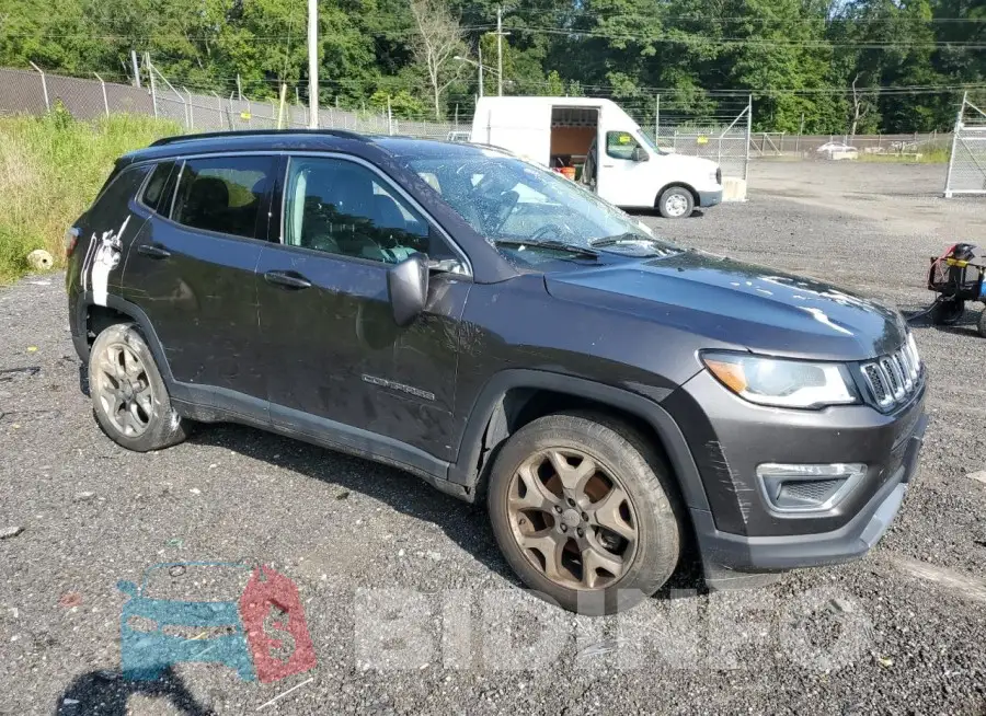 3C4NJDCB8JT393757 Photo# 4