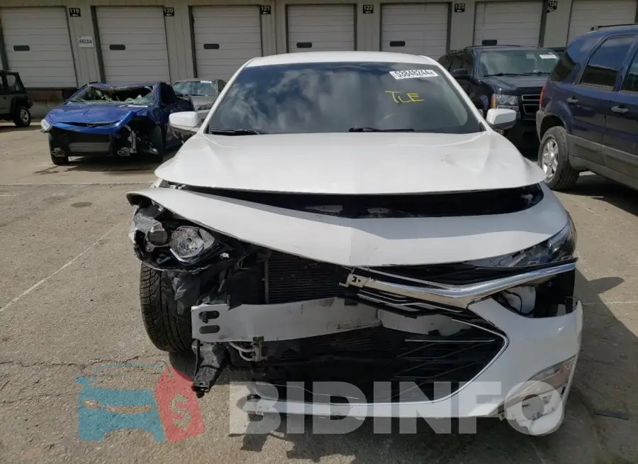 1G1ZD5ST9LF044380 Photo# 5