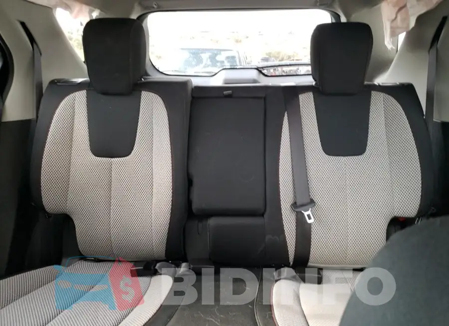 2GNFLFE35H6180092 Photo# 10