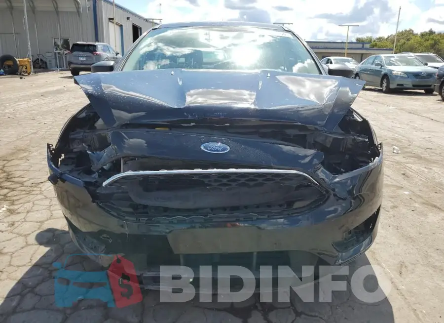 1FADP3E27GL367744 Photo# 5