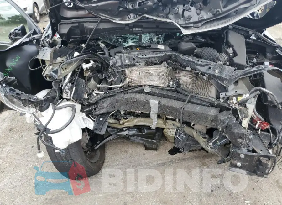 2T1BURHE5JC118442 Photo# 11