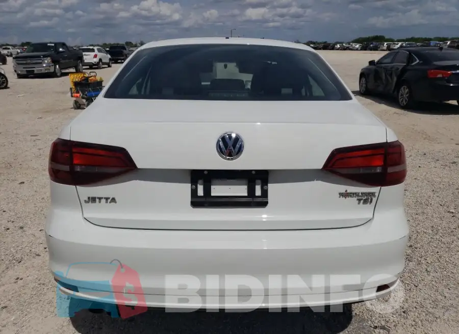 3VW2B7AJ0HM350981 Photo# 6