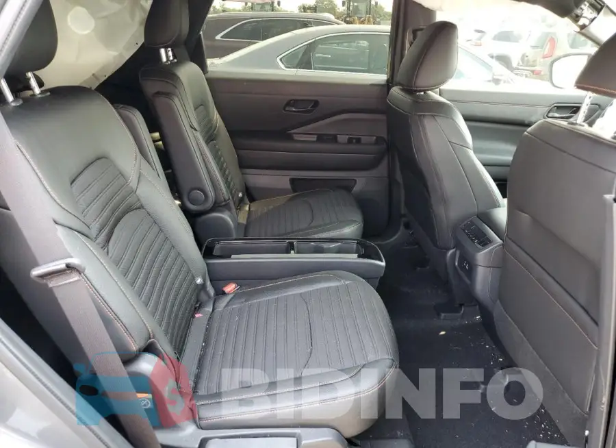 5N1DR3BD1RC260472 Photo# 11