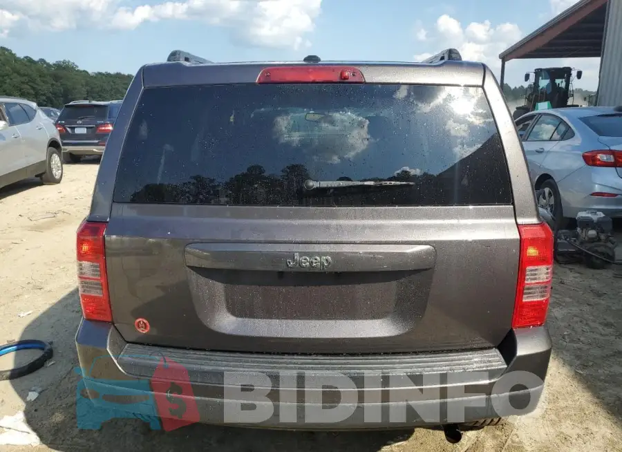 1C4NJPBB2GD537580 Photo# 6