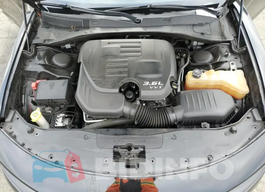 2C3CDXHG8GH286251 Photo# 11