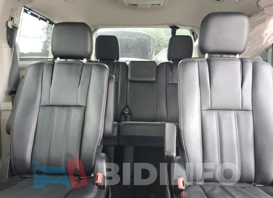 2C4RC1CG9GR285729 Photo# 10