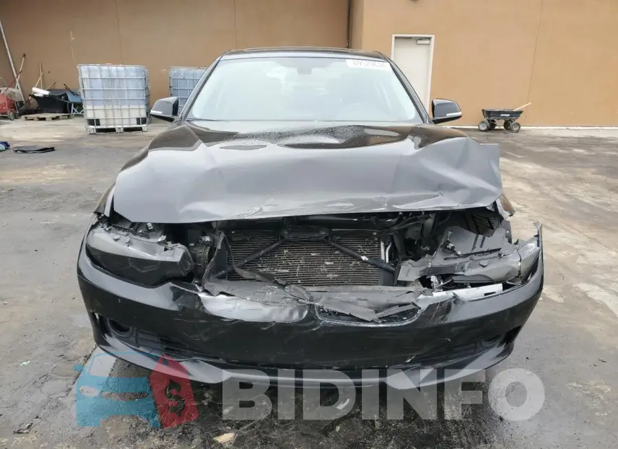 WBA3A5G55FNS90902 Photo# 5