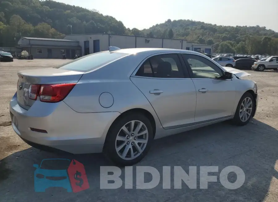 1G11D5SL4FF156862 Photo# 3