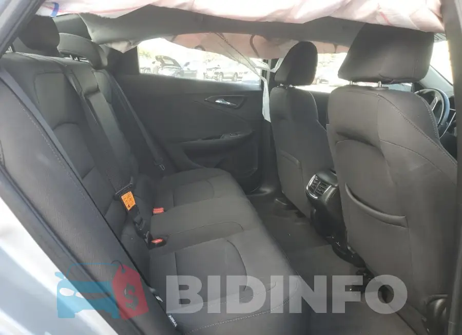 1G1ZD5ST1JF201929 Photo# 10