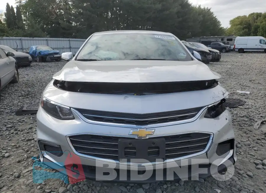1G1ZD5ST1JF201929 Photo# 5