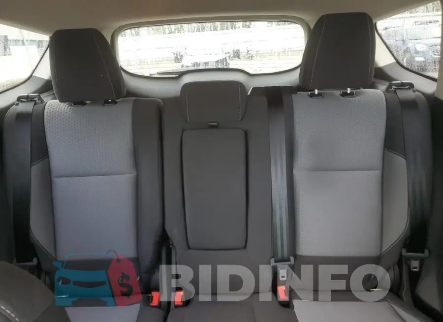 1FMCU0GD8HUD14960 Photo# 10