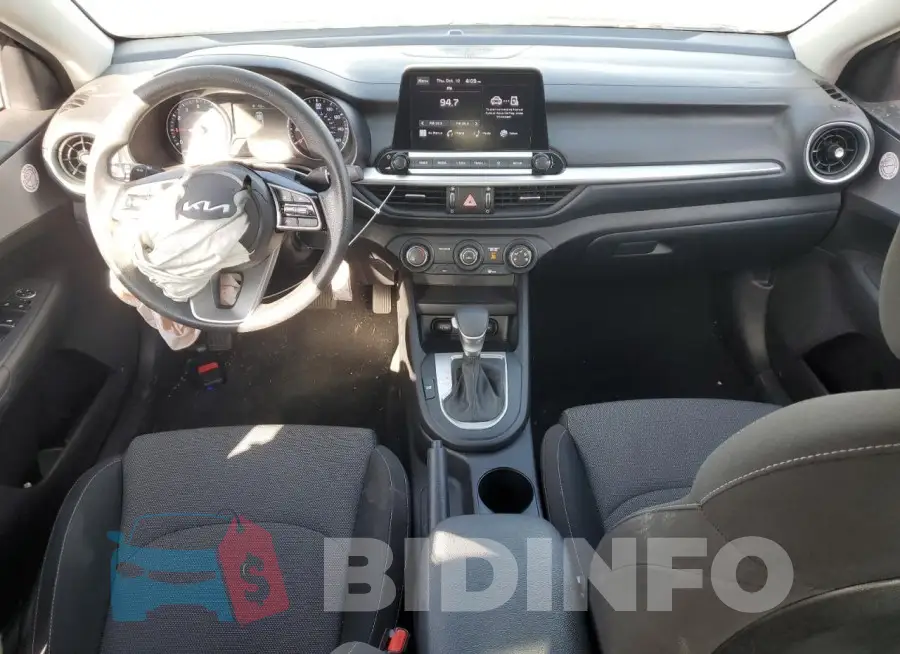 3KPF24AD3PE650438 Photo# 8