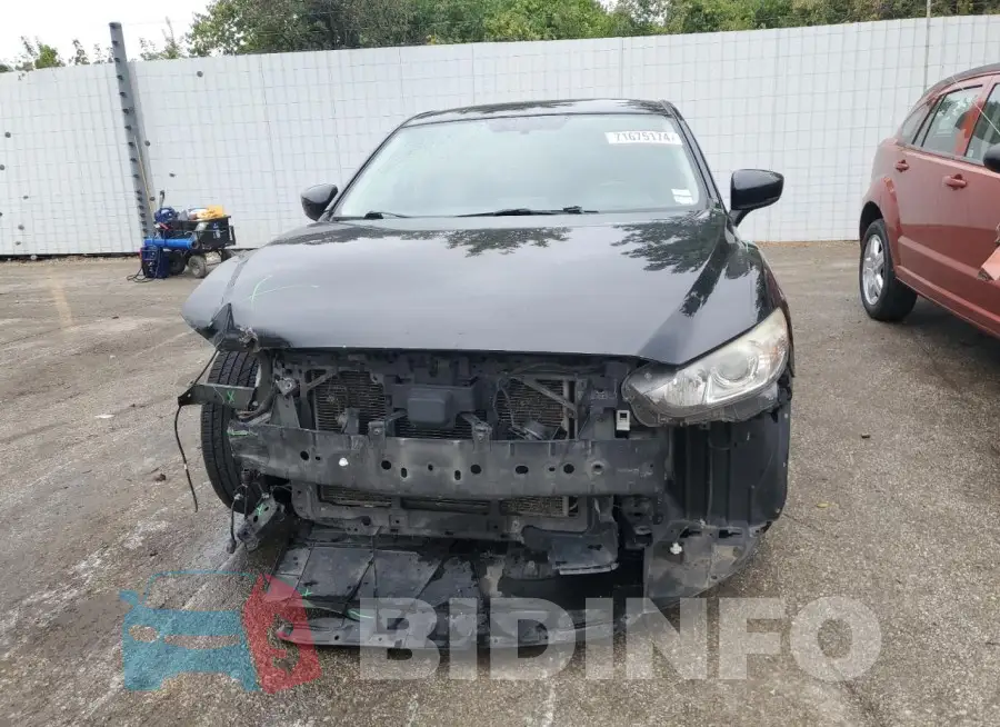 JM1GL1U5XH1143657 Photo# 5