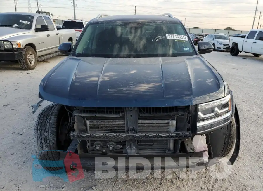 1V2MR2CAXKC548174 Photo# 5