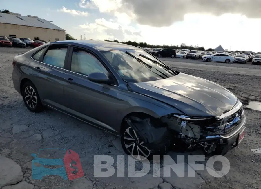 3VW5M7BU2RM095588 Photo# 4
