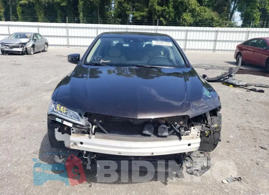 19UUB1F57FA012154 Photo# 5