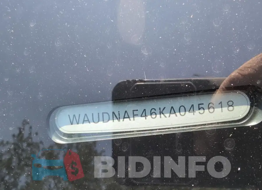 WAUDNAF46KA045618 Photo# 12