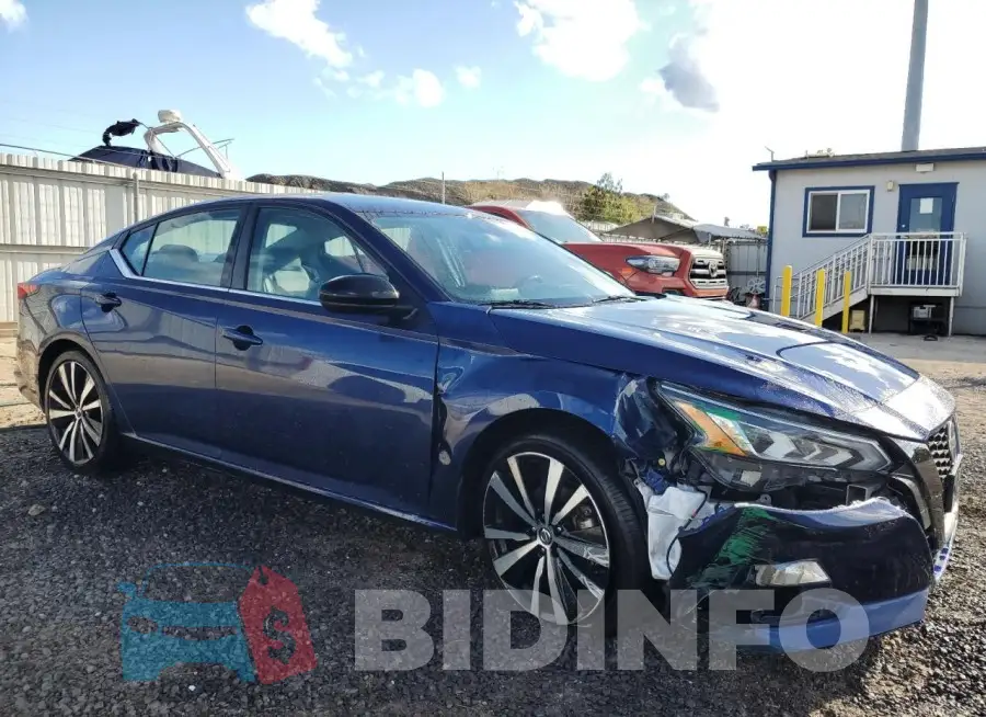 1N4BL4CV6MN422254 Photo# 4