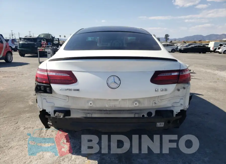 WDD1J6BB8KF099918 Photo# 6