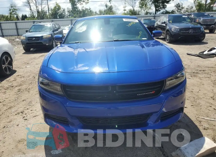 2C3CDXBGXKH619518 Photo# 5