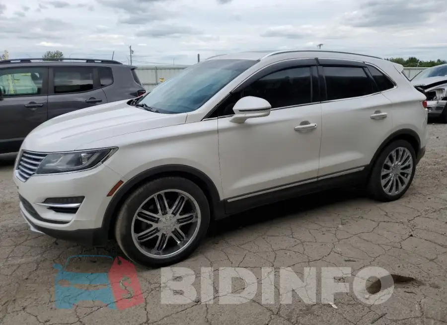 5LMCJ3D94JUL32515 Photo# 1