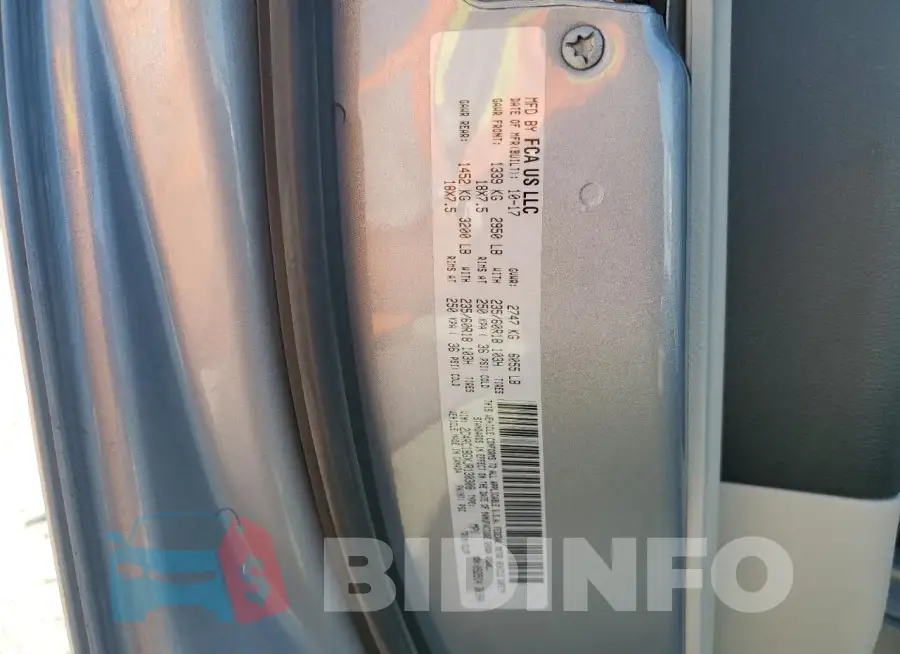 2C4RC1BGXJR130308 Photo# 13