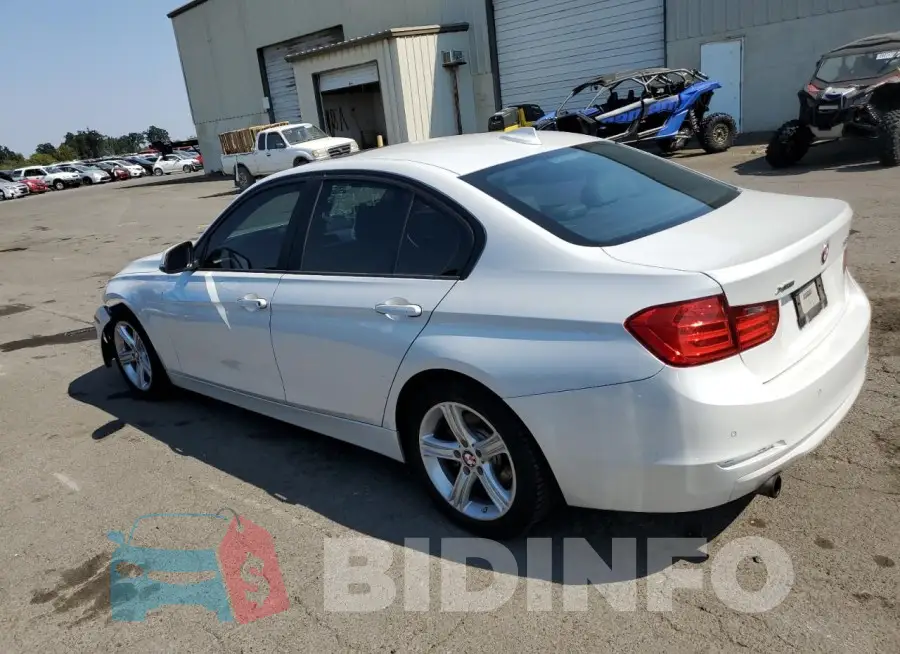 WBA3C3G53FNT52280 Photo# 2