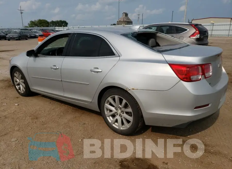 1G11D5SL4FF301382 Photo# 2