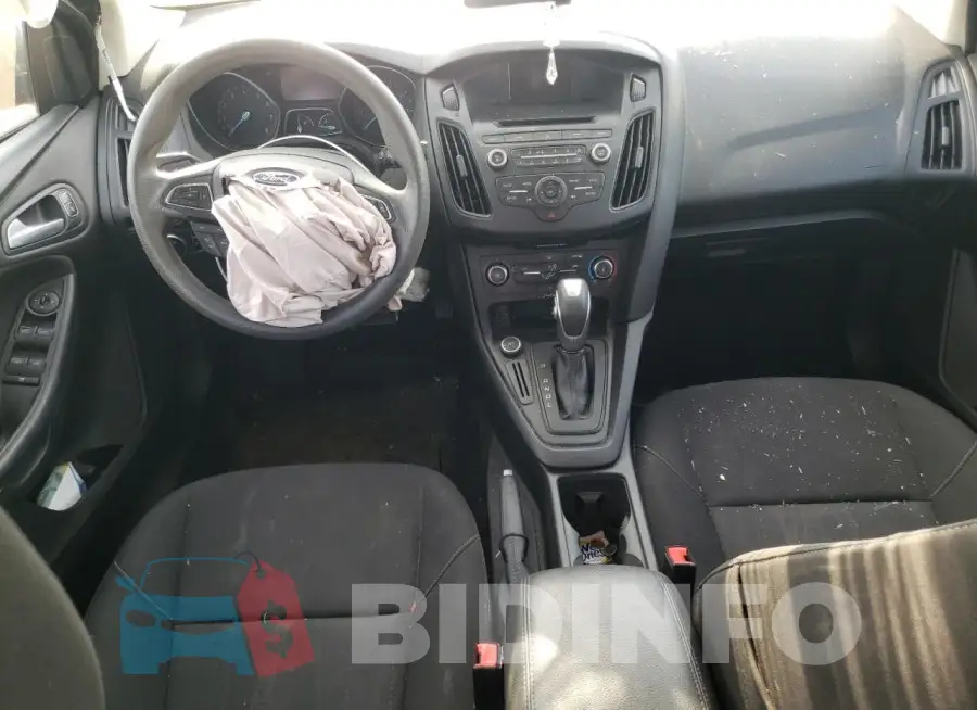 1FADP3F23GL230072 Photo# 8