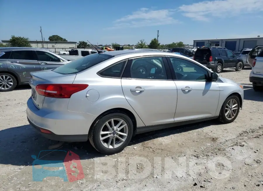 1FADP3F23JL272412 Photo# 3