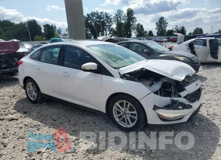 1FADP3F2XHL324192 Photo# 4