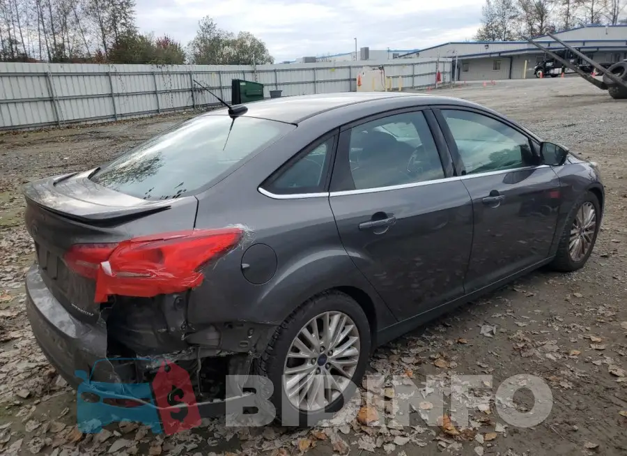 1FADP3J23FL249131 Photo# 3