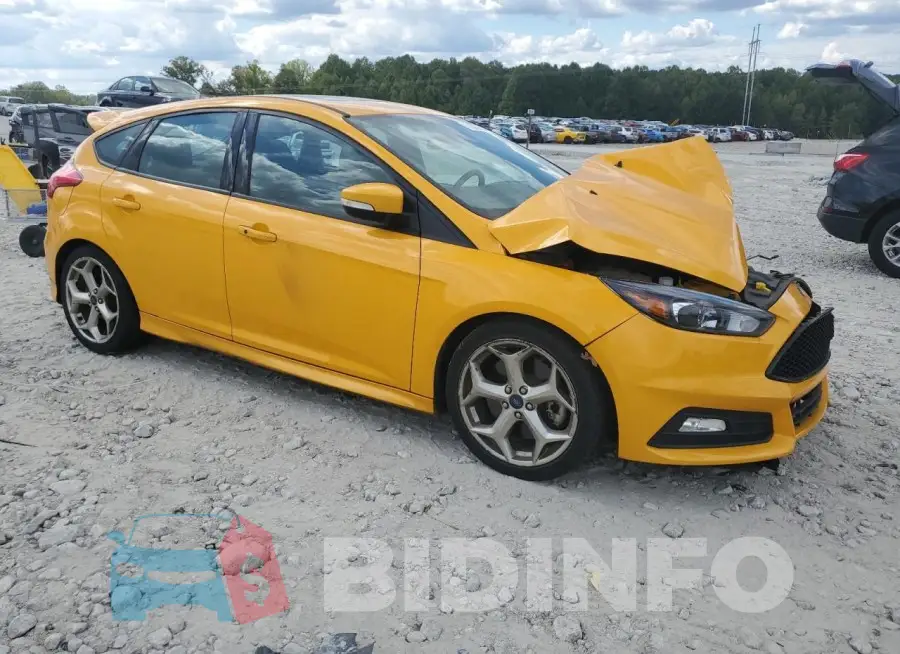 1FADP3L93GL273831 Photo# 4