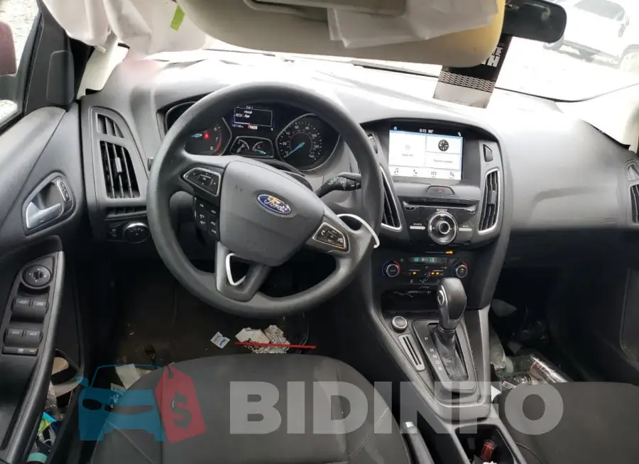 1FADP3M27HL274869 Photo# 8