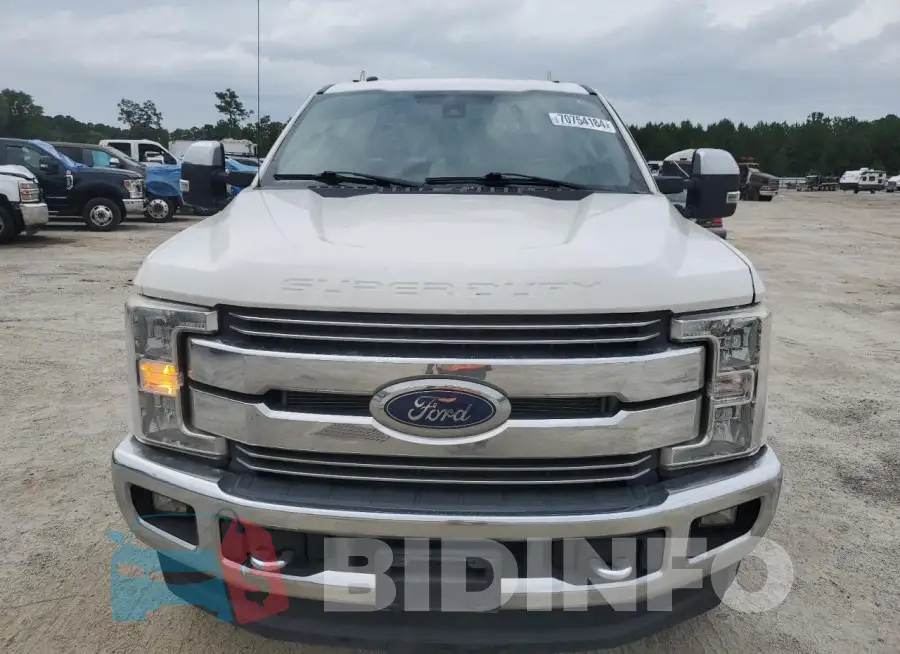 1FT7W2BT2JEB15364 Photo# 5