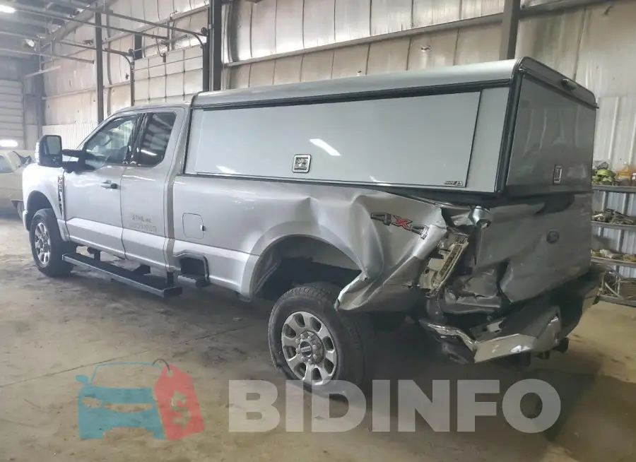 1FT7X2BN8PED57681 Photo# 2