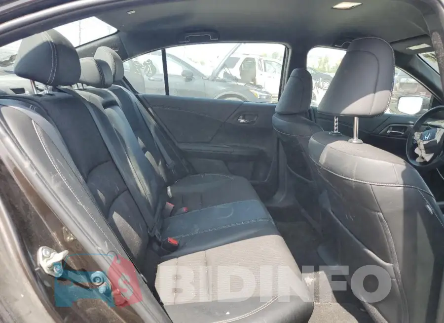 1HGCR2F58HA215134 Photo# 10