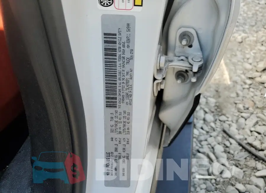1C6SRFLT5LN279371 Photo# 12