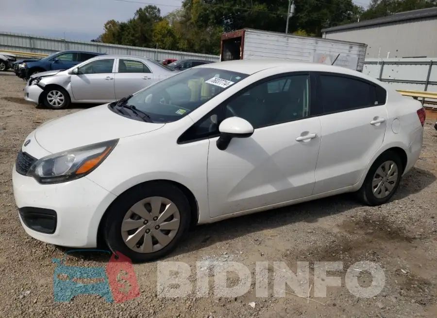 KNADM4A36F6467979 Photo# 1