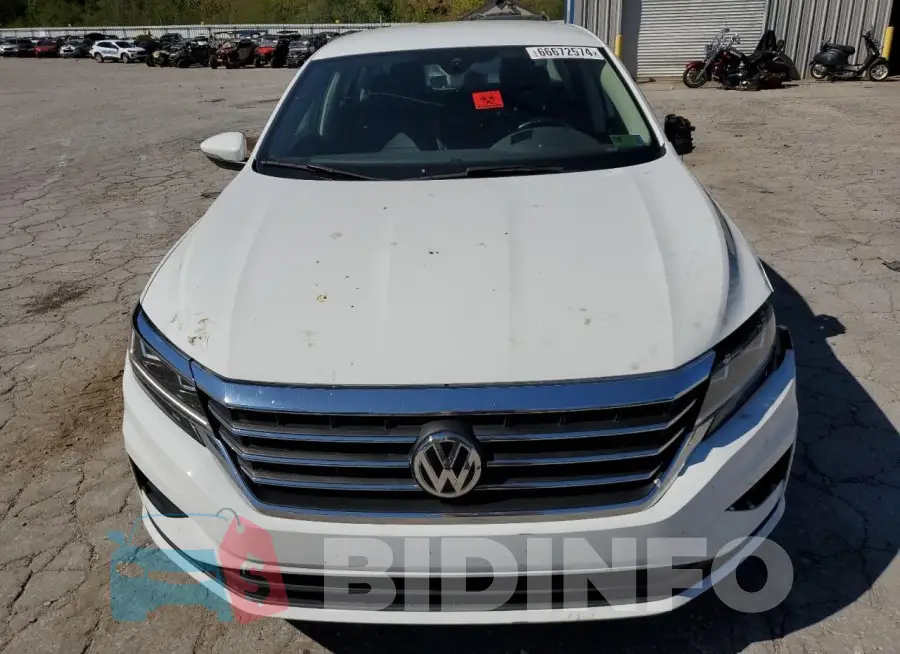 1VWSA7A32LC023447 Photo# 5