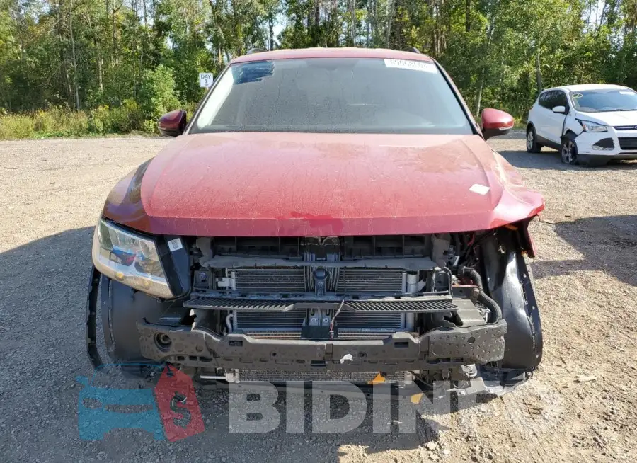 3VV2B7AX4KM180110 Photo# 5