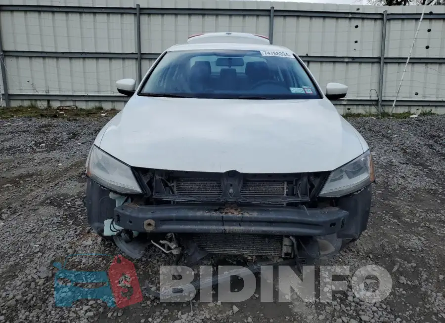 3VW2B7AJ6HM414747 Photo# 5