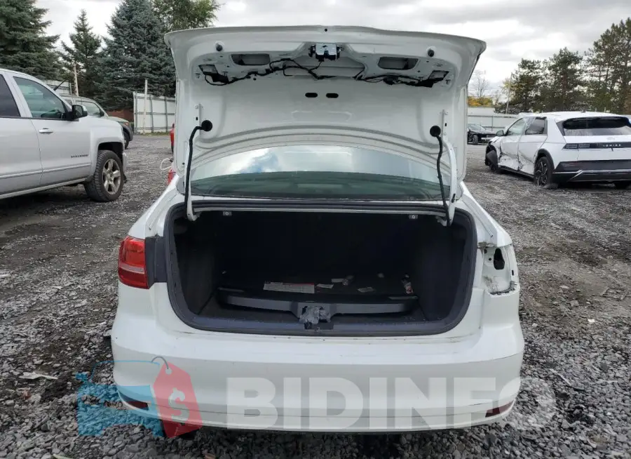 3VW2B7AJ6HM414747 Photo# 6
